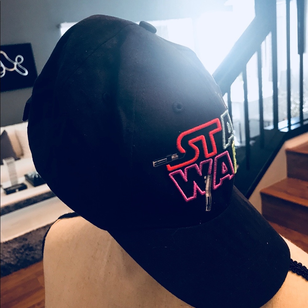 Disney Starwars Black Hat Cap - Picture 4 of 4